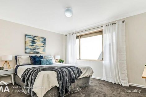 Property photo of 15A Lakeside Drive Joondalup WA 6027