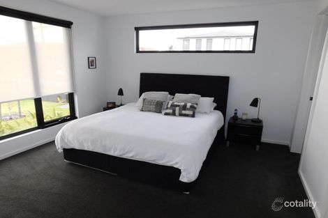 Property photo of 28 Dega Avenue Bentleigh East VIC 3165