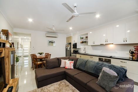 18 Lawrie Ave, Oonoonba, QLD 4811