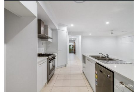 Property photo of 9 Broadmead Street Glenvale QLD 4350