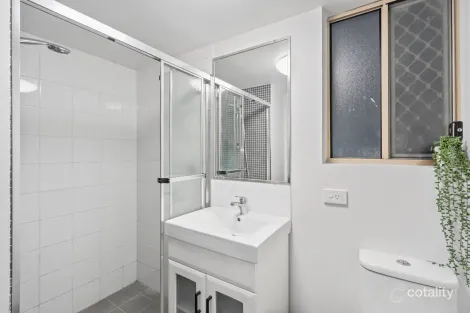 Property photo of 10/269 Nursery Road Holland Park QLD 4121