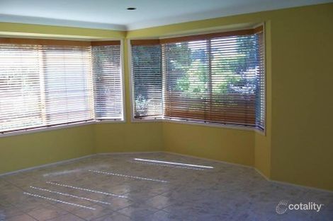 Property photo of 8 Lonsdale Grove Lakelands NSW 2282