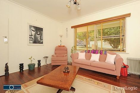 Property photo of 4 Woodley Crescent Melville WA 6156