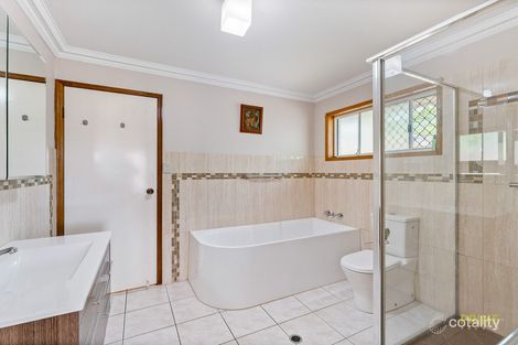 Property photo of 10 Mackenzie Court Pialba QLD 4655