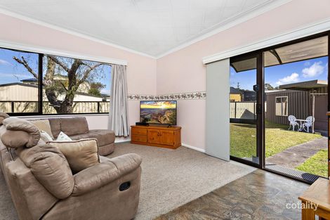 Property photo of 55 Kaylaur Crescent Albion Park Rail NSW 2527