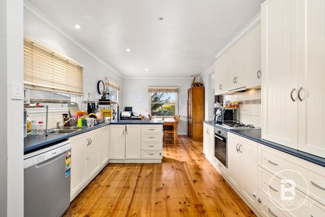 Property photo of 47 Pauls Crescent Wendouree VIC 3355