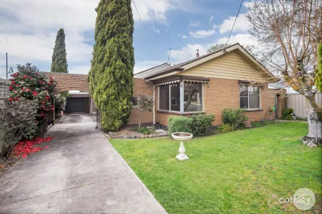 2 Godwin St, Wendouree, VIC 3355