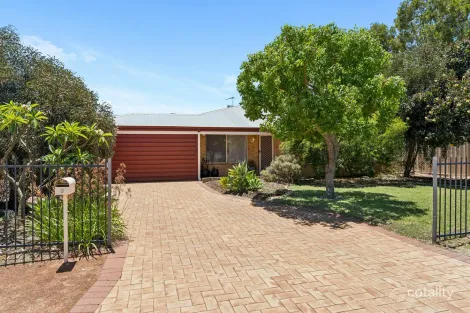 3 Abernethy Gr, Seville Grove, WA 6112