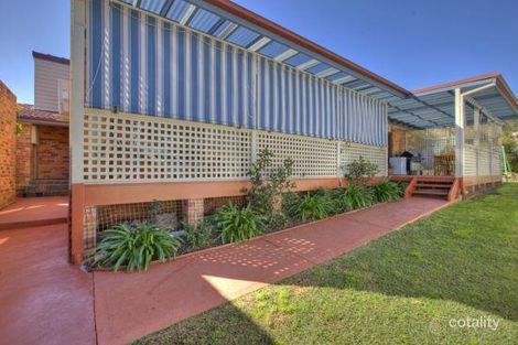 Property photo of 16 Trafalgar Crescent Valentine NSW 2280