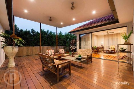 Property photo of 12 Miles Street Hawthorne QLD 4171