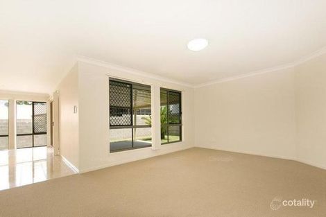 Property photo of 2 Cassia Street Bridgeman Downs QLD 4035
