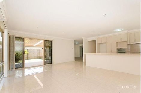 Property photo of 2 Cassia Street Bridgeman Downs QLD 4035