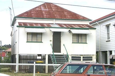 28 Beatrice St, Greenslopes, QLD 4120