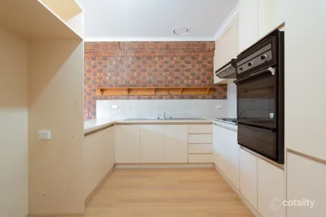 Property photo of 10/18 McLeans Road Bundoora VIC 3083