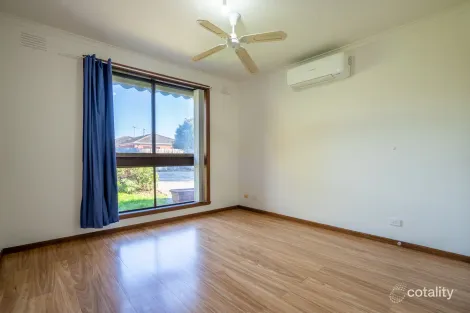 Property photo of 10/18 McLeans Road Bundoora VIC 3083