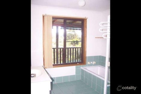 Property photo of 10 Nandroya Avenue Ocean Shores NSW 2483