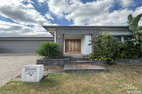 43 Wyperfeld Cres, South Ripley, QLD 4306