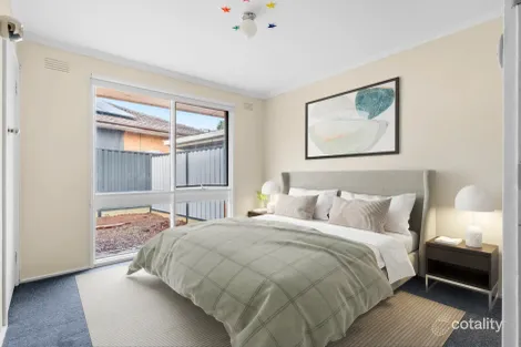 44 Penguin St, Melton, VIC 3337