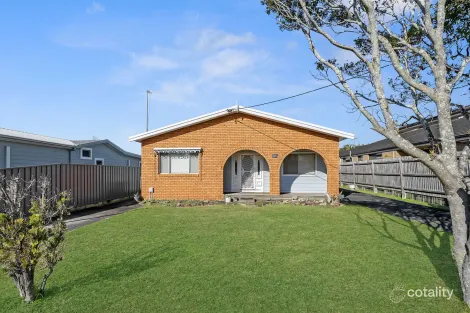 Property photo of 16 Norton Avenue Killarney Vale NSW 2261