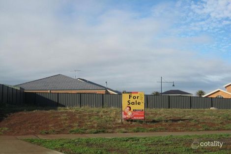 12 Hammerwood Ave, Derrimut, VIC 3026