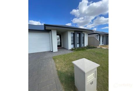 12 Benderson Rd, Champion Lakes, WA 6111