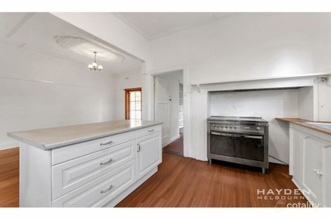 Property photo of 37 Murrumbeena Crescent Murrumbeena VIC 3163