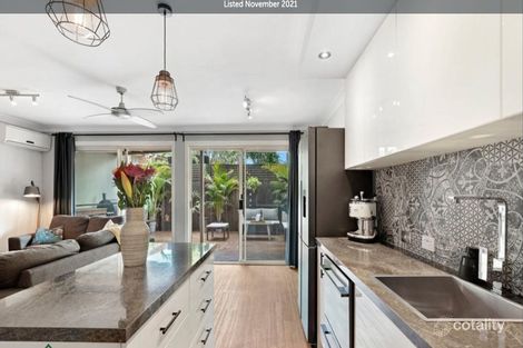 Property photo of 11/7-9 Santa Cruz Boulevard Clear Island Waters QLD 4226