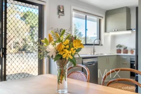 Property photo of 120 Bicheno Street Clifton Beach TAS 7020