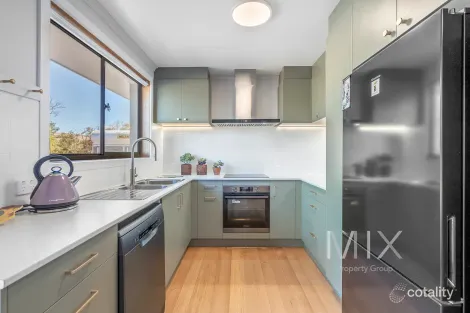 Property photo of 120 Bicheno Street Clifton Beach TAS 7020