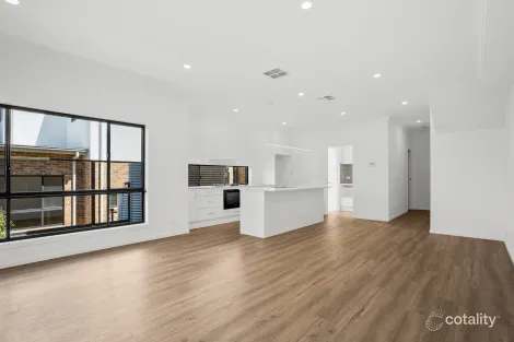 9 Saturn Cres, Dunmore, NSW 2529