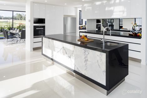 Property photo of 19 Sudbury Drive Pimpama QLD 4209