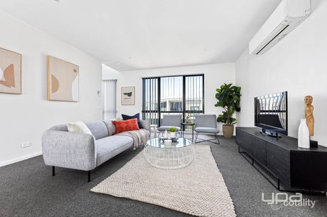 Property photo of 48 Oakden Crescent St Albans VIC 3021