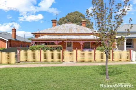 Property photo of 112 Peel Street Bathurst NSW 2795