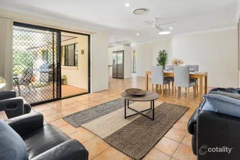 Property photo of 20 Joseph Place Sinnamon Park QLD 4073