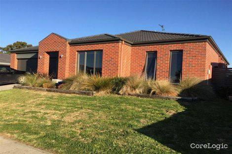 Property photo of 9 Maurie Paull Court Mount Clear VIC 3350