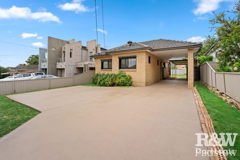 Property photo of 142 Bransgrove Road Panania NSW 2213