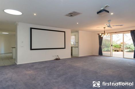 Property photo of 2 Grantham Crescent Berwick VIC 3806