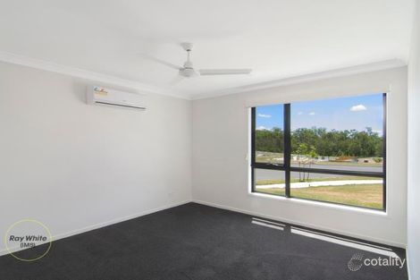 Property photo of 3 Hill Drive Pimpama QLD 4209