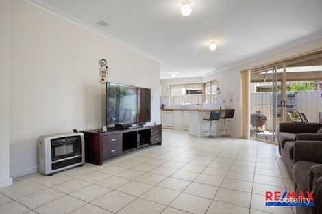 Property photo of 2/15 Garden Street Cannington WA 6107