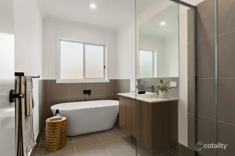 Property photo of 25 Allora Circuit Nords Wharf NSW 2281