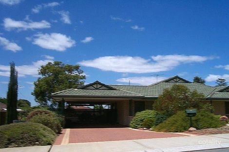 6 Honeysuckle Rmbl, Halls Head, WA 6210