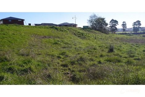 16 Dana Dr, Devonport, TAS 7310