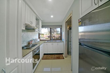 Property photo of 12 Green Lane Bradbury NSW 2560