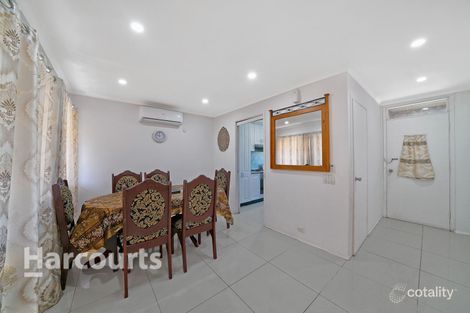 Property photo of 12 Green Lane Bradbury NSW 2560