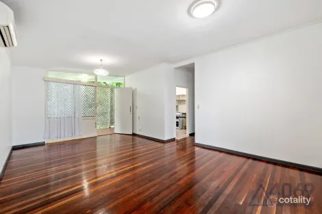 12 Dumbarton Dr, Kenmore, QLD 4069