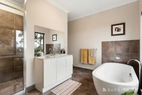 Property photo of 30 Grandview Crescent Kinglake Central VIC 3757