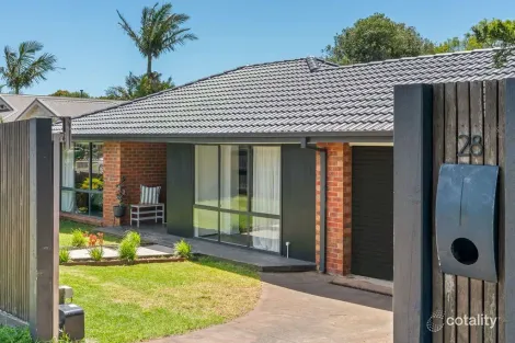 28 Sunningdale Rd, Rosebud, VIC 3939