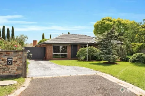 9 Eramu Pl, Kurunjang, VIC 3337