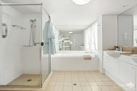 Property photo of 326-342 Marine Parade Labrador QLD 4215