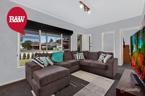21 Lone Pine Ave, Umina Beach, NSW 2257